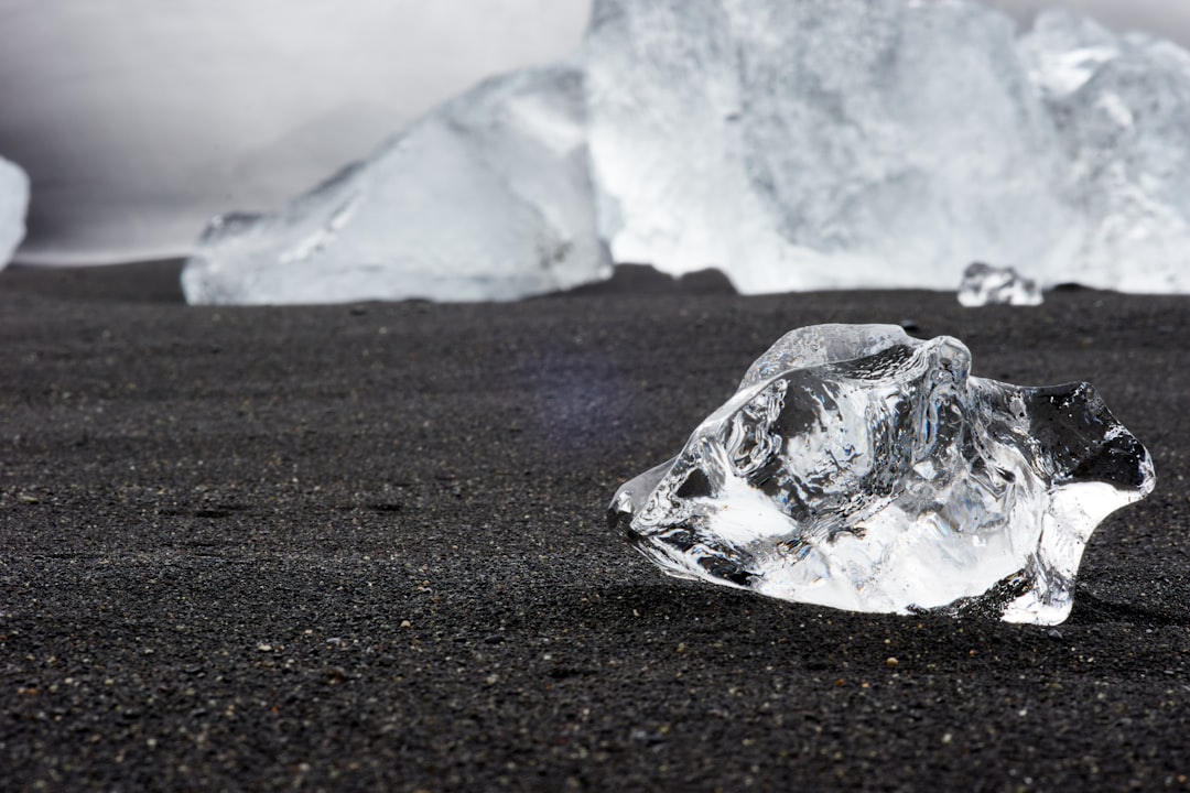 Diament w przyrodzie - Niezwykły proces powstawania i jego geologiczne znaczenie